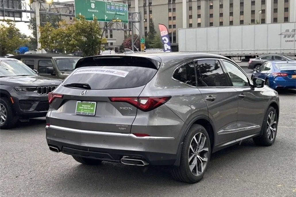 2022 Acura MDX SH-AWD Technology photo 1