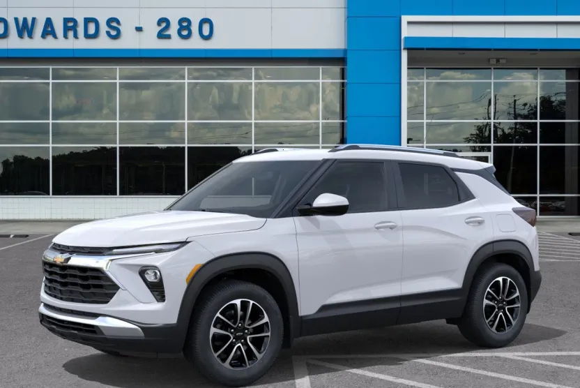 2026 Chevrolet Trailblazer LT photo 1