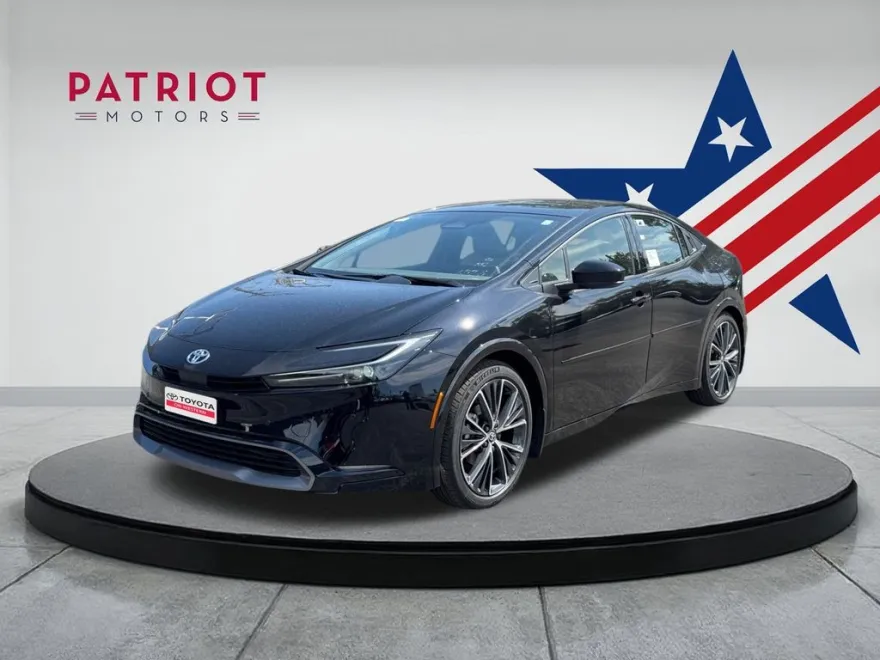 2026 Toyota Prius XLE photo 1