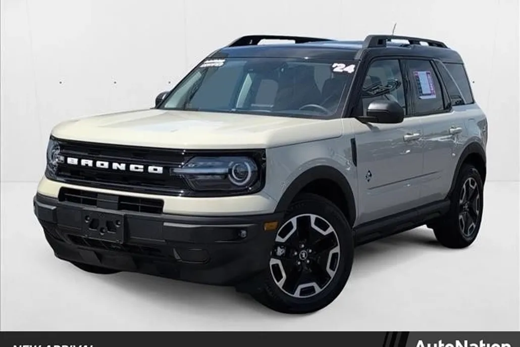 2024 Ford Bronco Sport Outer Banks photo 1