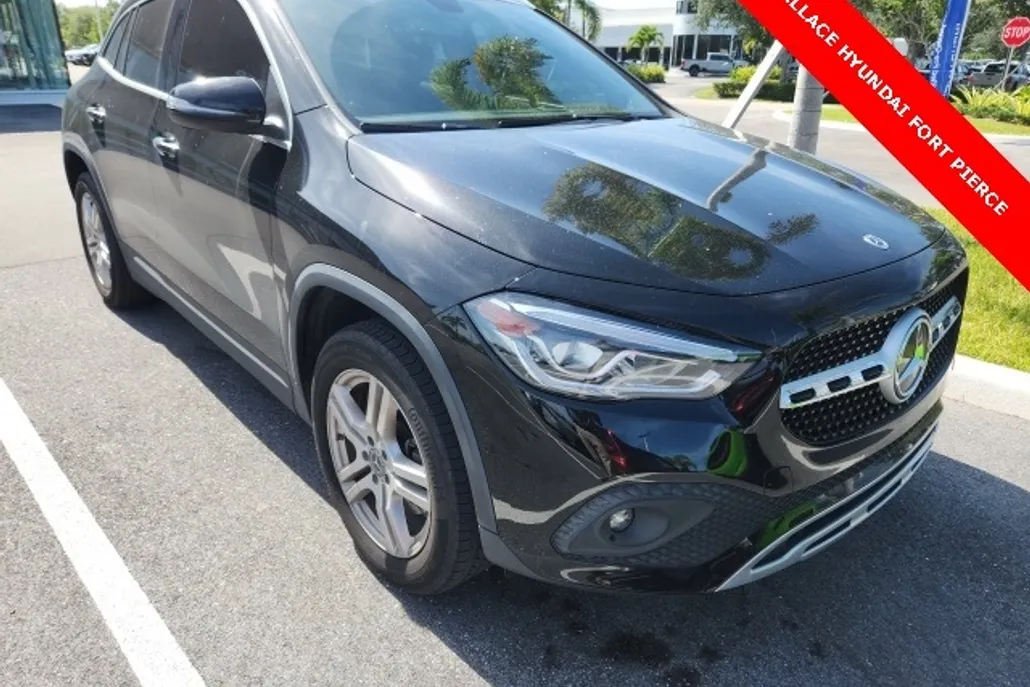 2023 Mercedes Benz GLA 250 4MATIC photo 1
