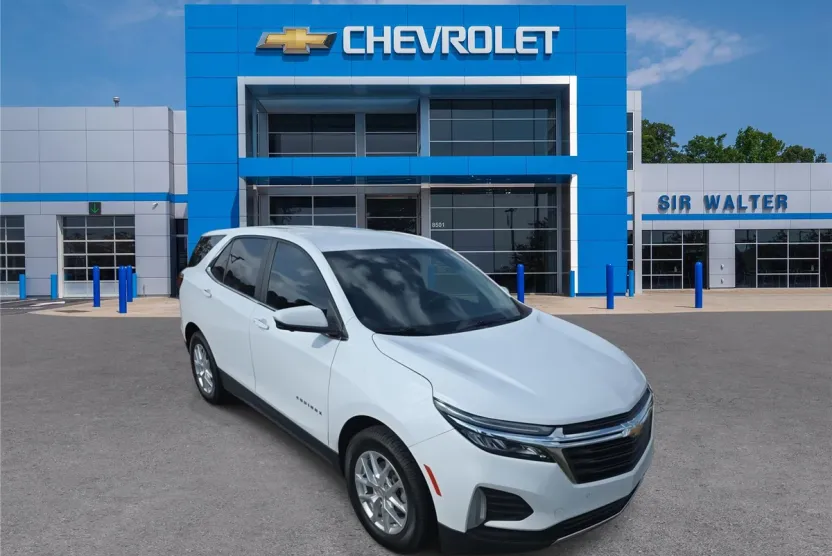 2022 Chevrolet Equinox LT photo 1