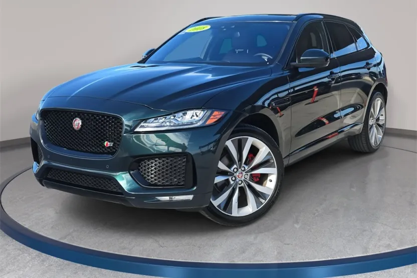 2018 Jaguar F-PACE S photo 1