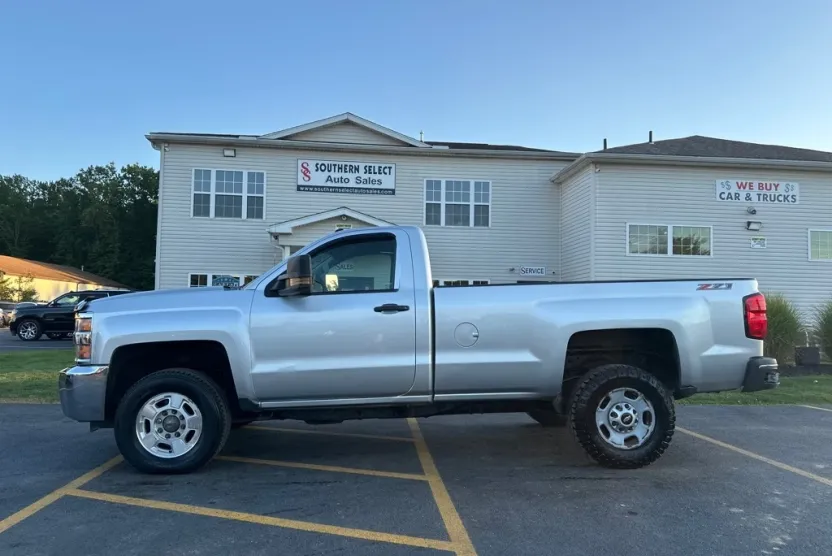 2015 Chevrolet Silverado Work Truck Base photo 1