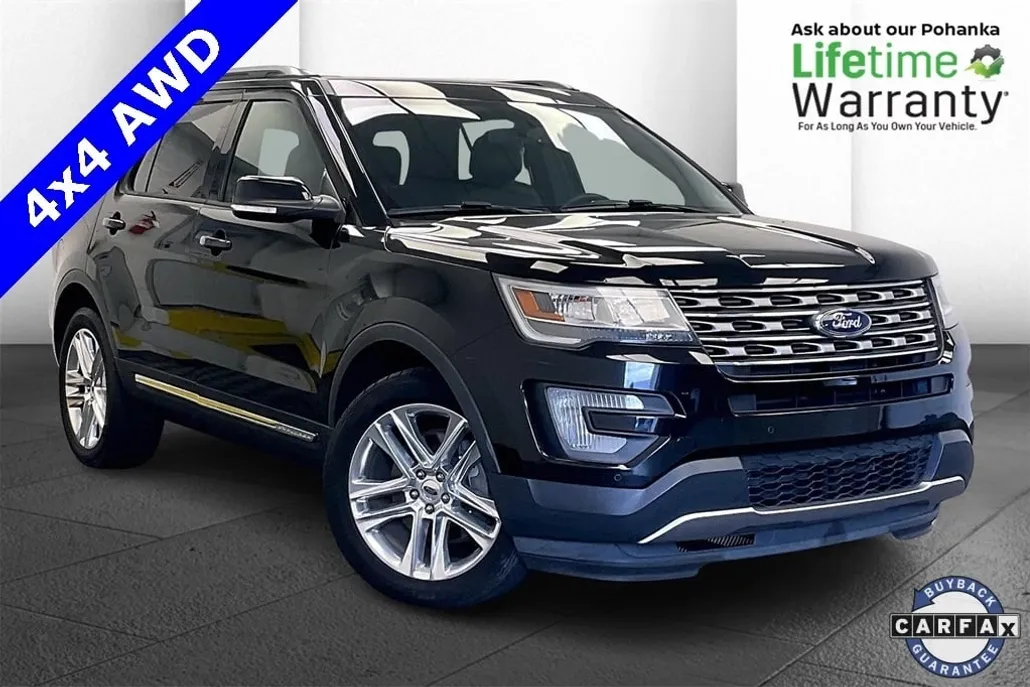 2017 Ford Explorer XLT photo 1