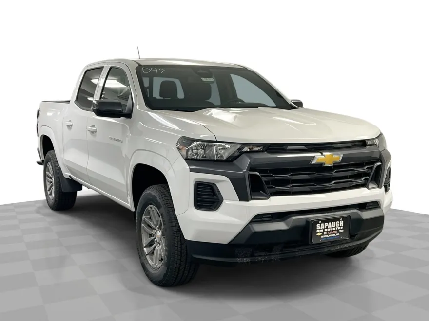 2025 Chevrolet Colorado Work Truck LT photo 1