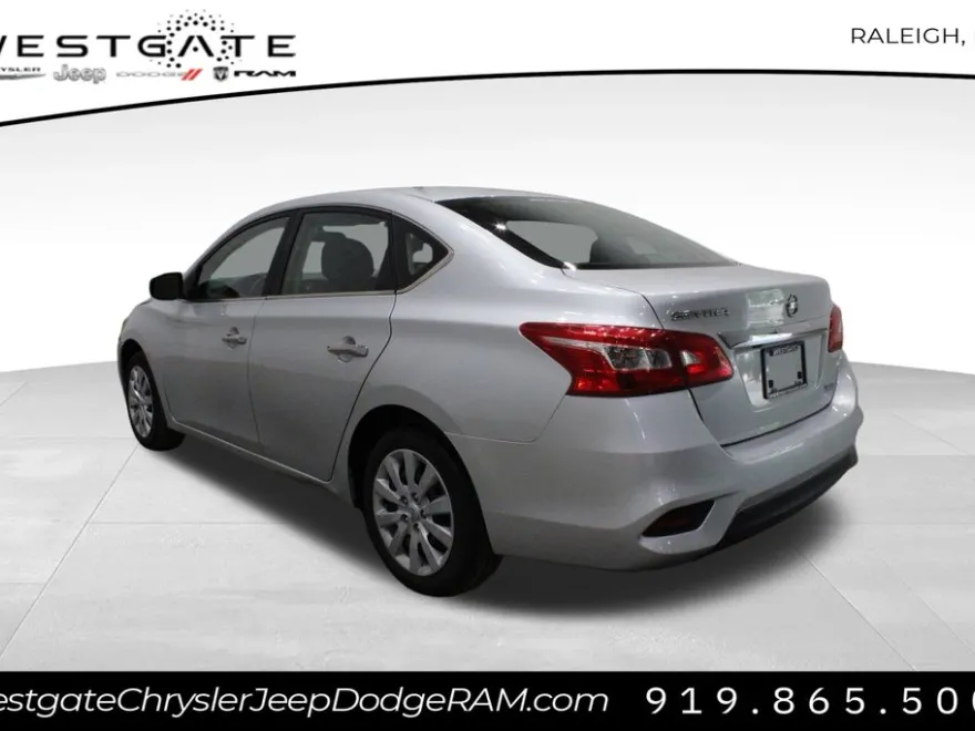 2019 Nissan Sentra S photo 1