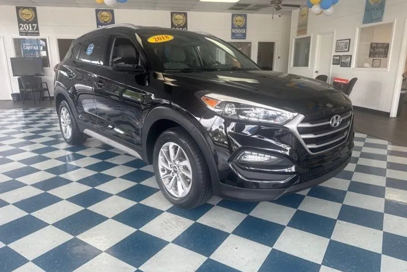 2018 Hyundai Tucson SEL photo 1