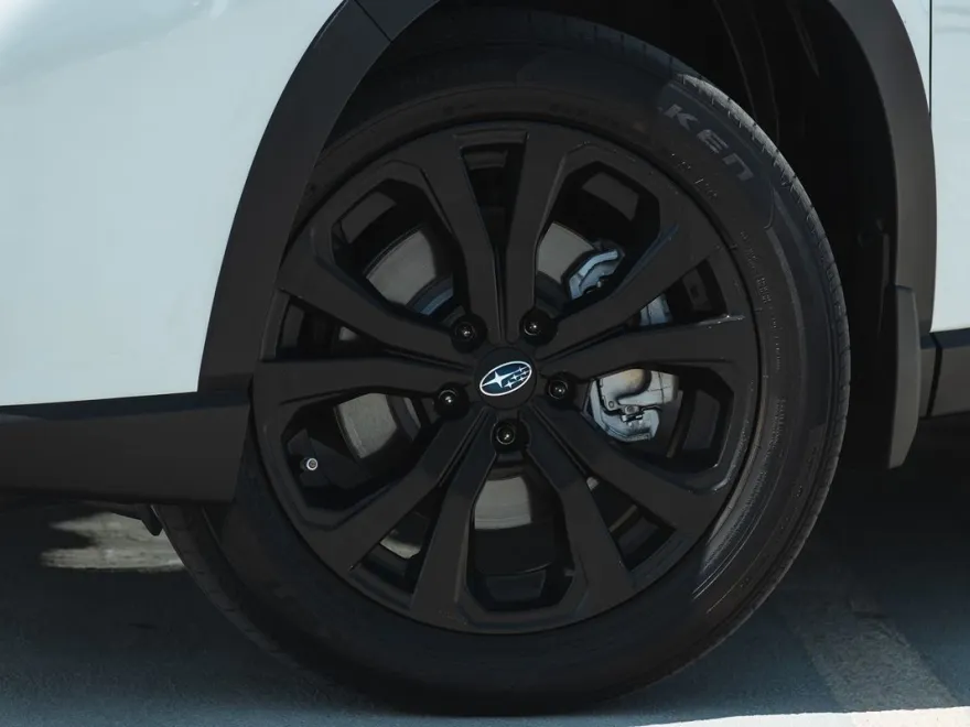2020 Subaru Forester Sport photo 1