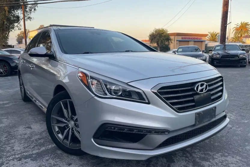 2015 Hyundai Sonata 2.0T Sport photo 1