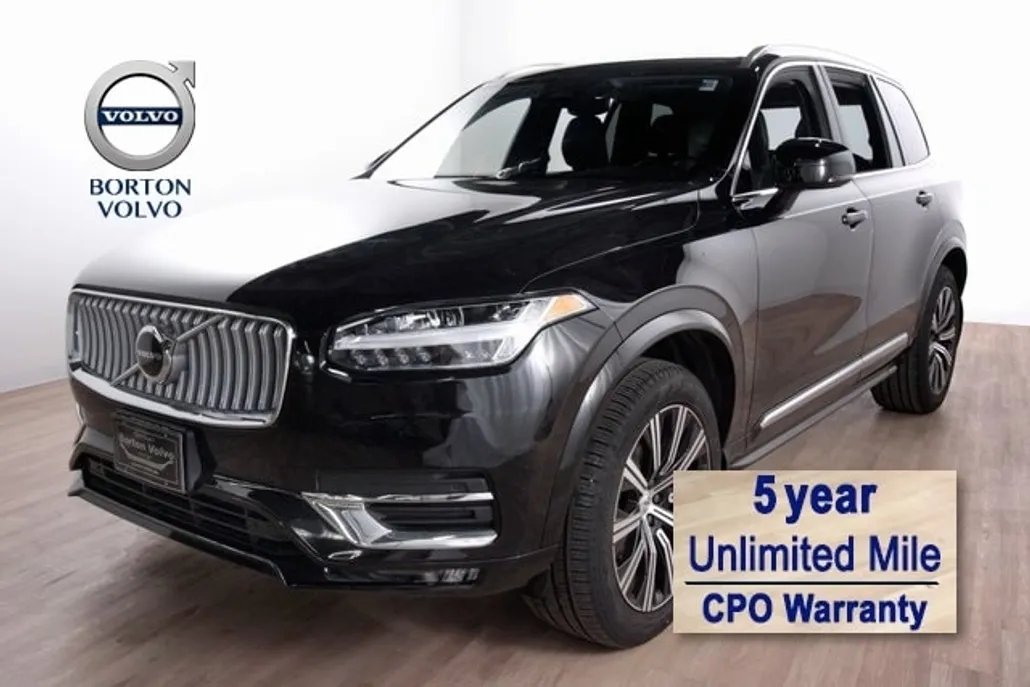 2024 Volvo XC90 B5 Core photo 1