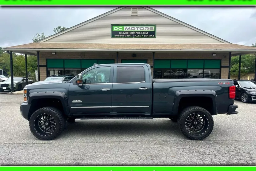 2019 Chevrolet Silverado 2500HD High Country photo 1