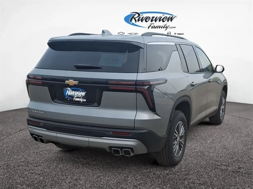 2025 Chevrolet Traverse photo 1
