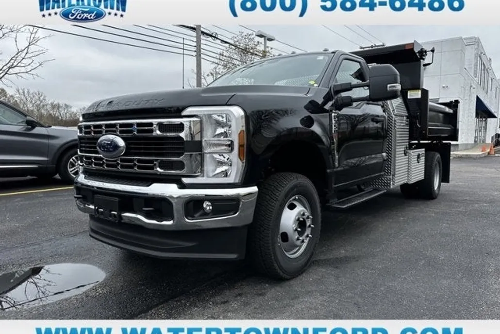 2024 Ford F-350 XL photo 1