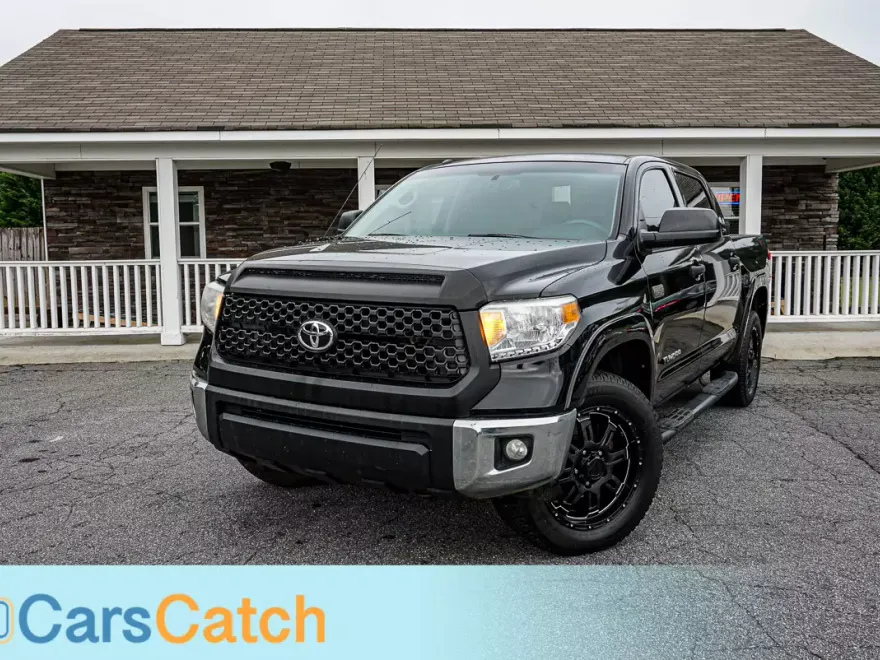 2017 Toyota Tundra SR5 photo 1