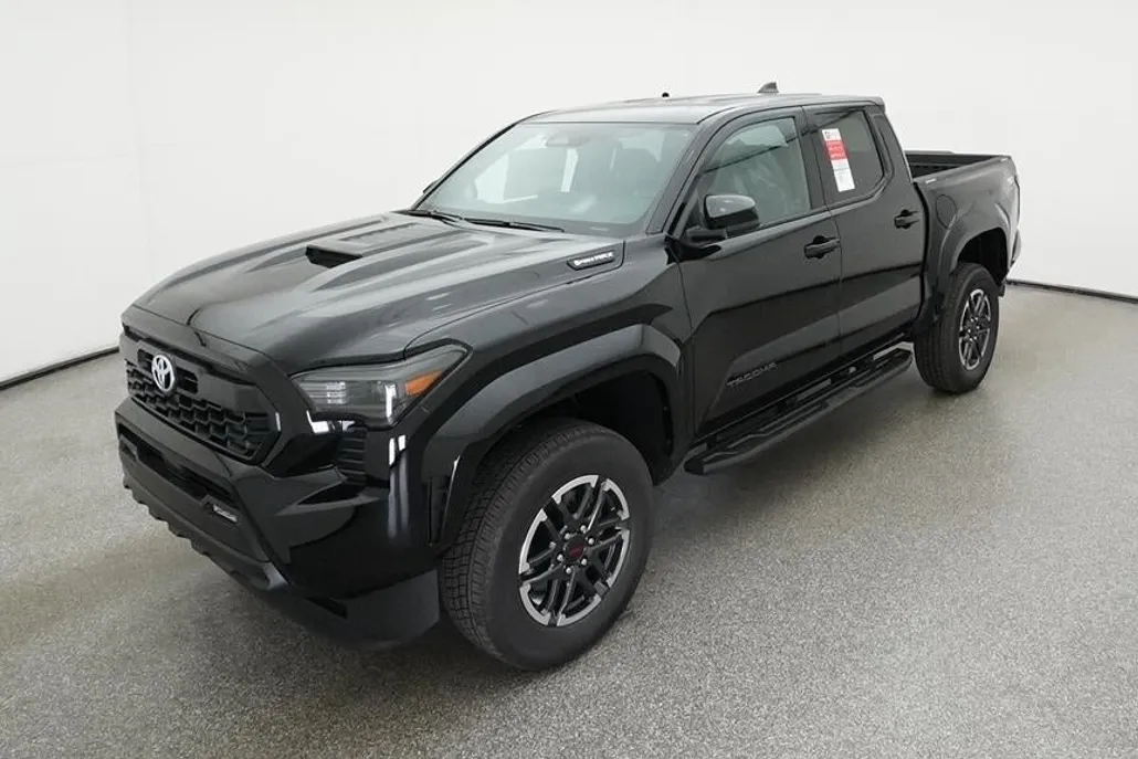 2025 Toyota Tacoma TRD Sport photo 1