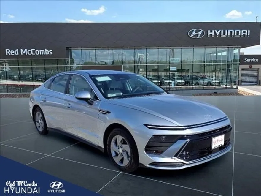 2025 Hyundai Sonata SE photo 1