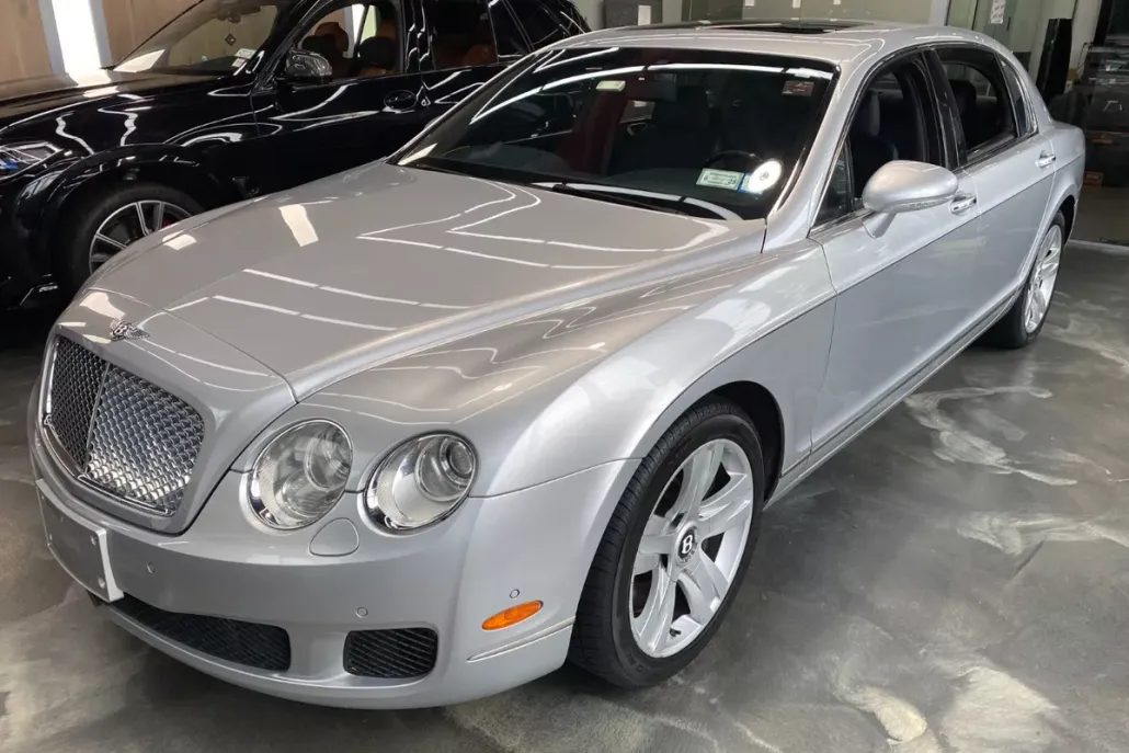2009 Bentley Continental Flying Spur photo 1