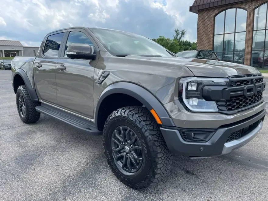 2025 Ford Ranger Raptor photo 1