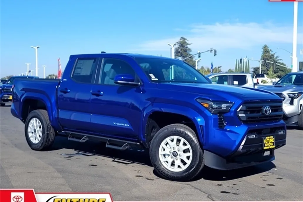 2025 Toyota Tacoma SR5 photo 1