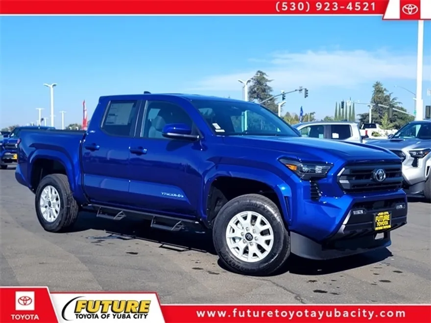 2025 Toyota Tacoma SR5 photo 1