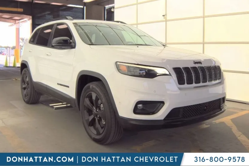 2023 Jeep Cherokee Altitude photo 1
