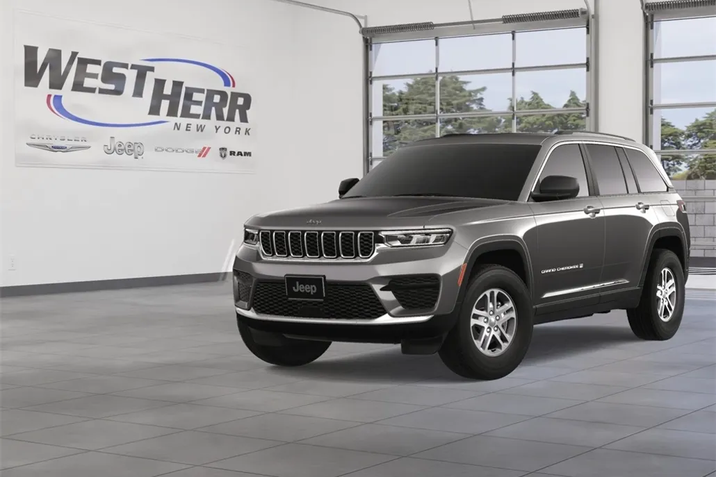 2025 Jeep Grand Cherokee Laredo photo 1