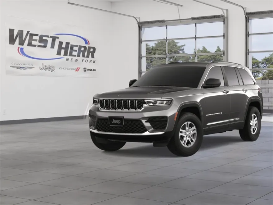 2025 Jeep Grand Cherokee Laredo photo 1