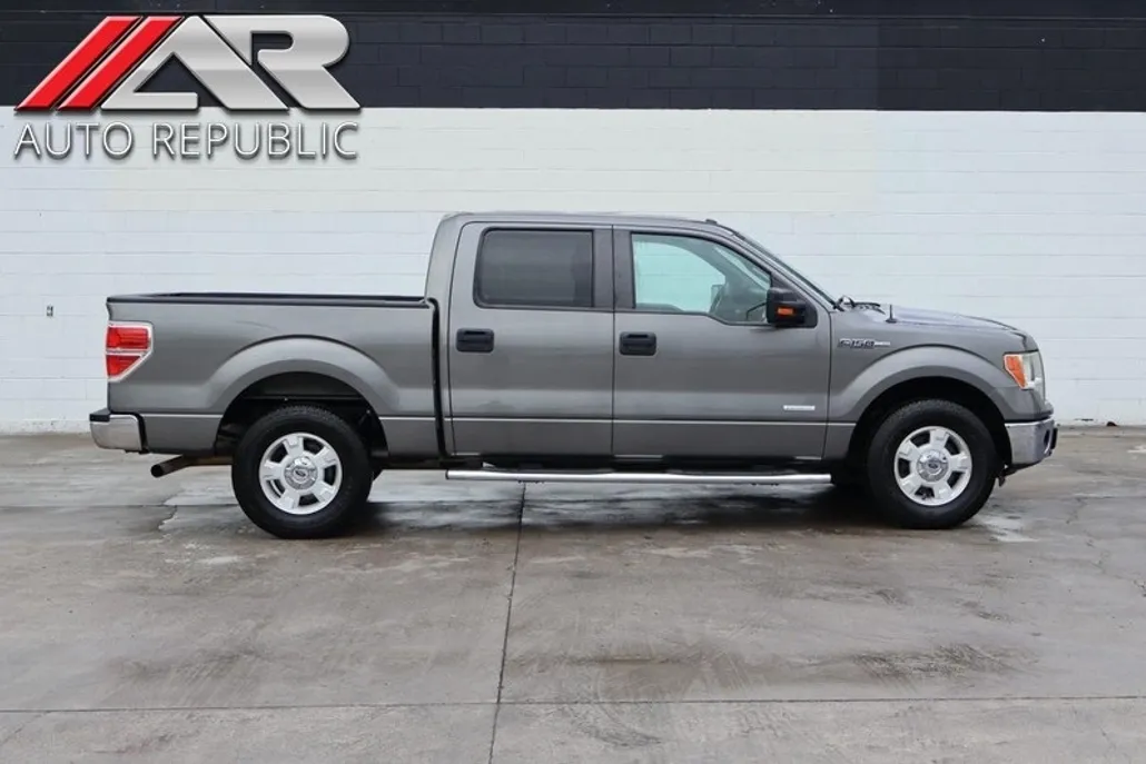 2013 Ford F-150 XLT photo 1