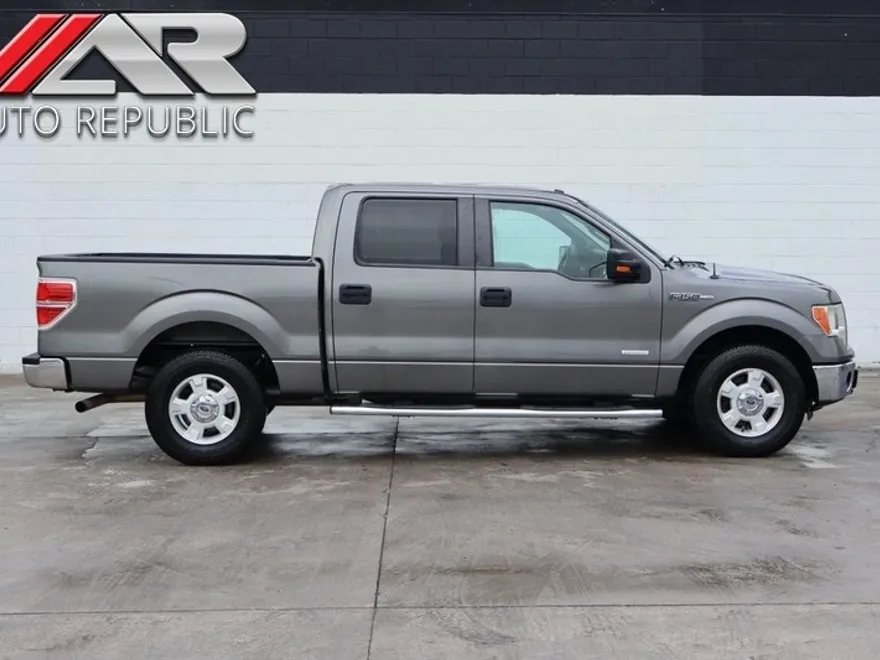 2013 Ford F-150 XLT photo 1