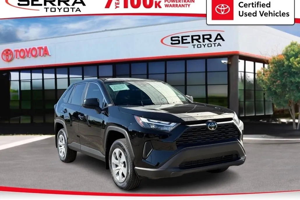 2025 Toyota RAV4 LE photo 1