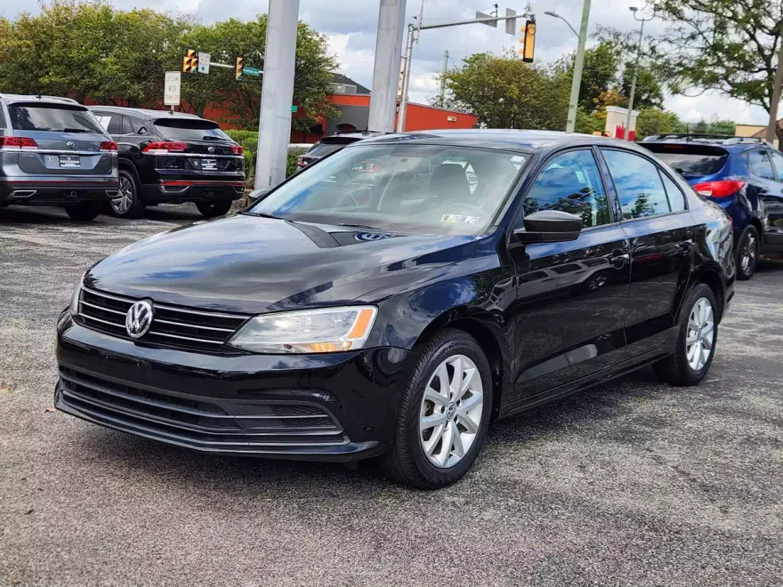 2015 Volkswagen Jetta 1.8T photo 1