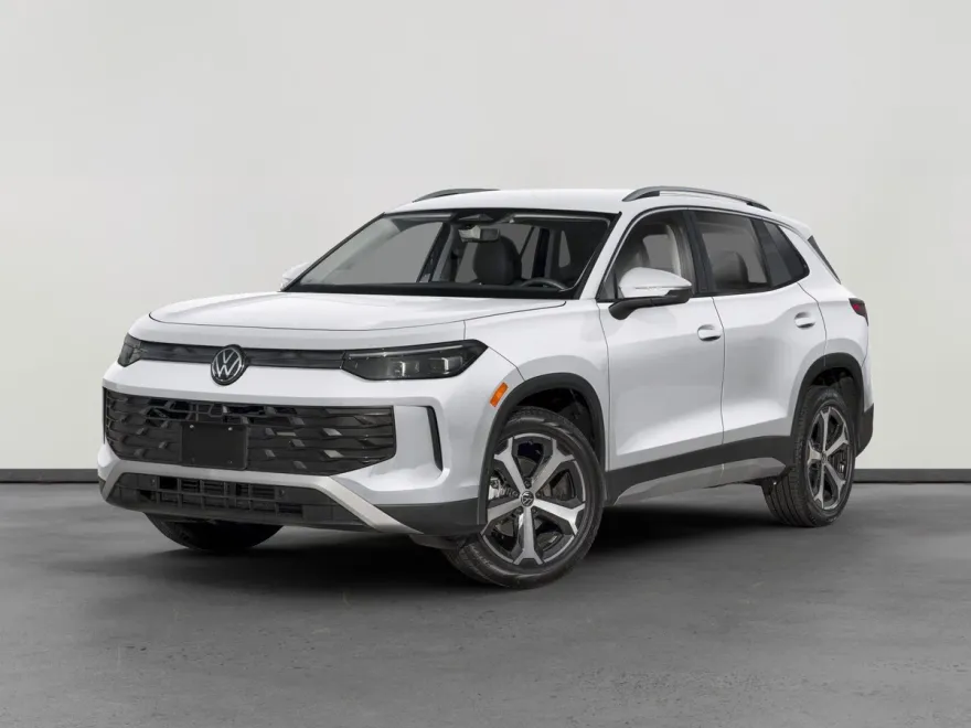 2025 Volkswagen Tiguan SE photo 1