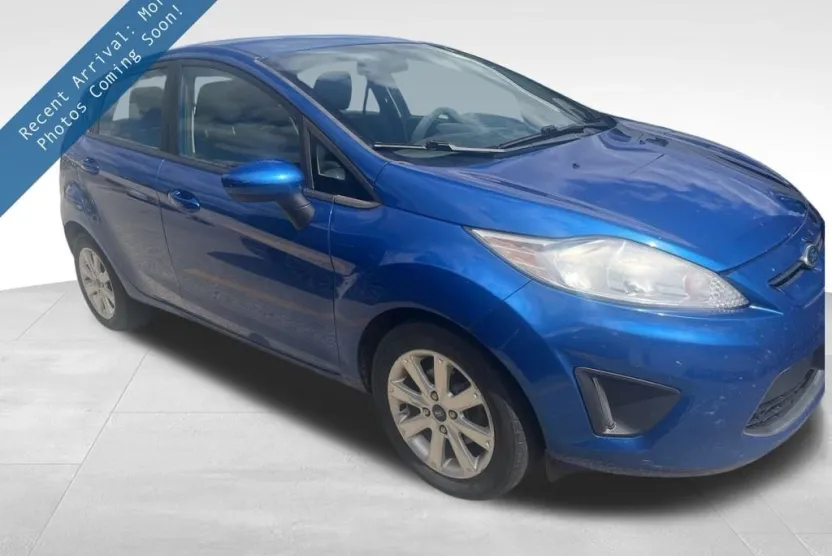 2011 Ford Fiesta SE photo 1