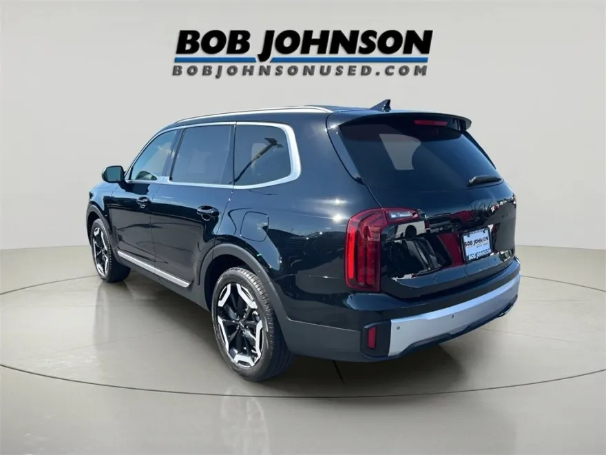 2024 Kia Telluride S photo 1