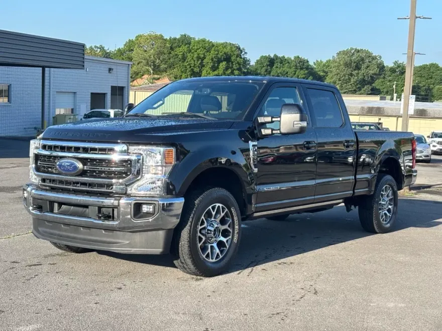 2022 Ford F-250 Lariat photo 1