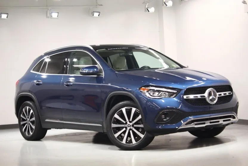 2023 Mercedes Benz GLA 250 4MATIC photo 1