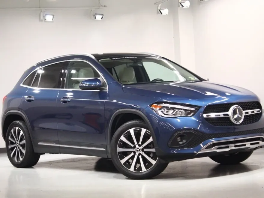 2023 Mercedes Benz GLA 250 4MATIC photo 1