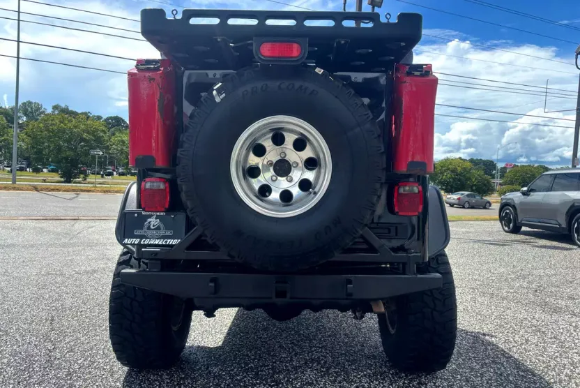 2006 Jeep Wrangler Two-Door Rubicon photo 1