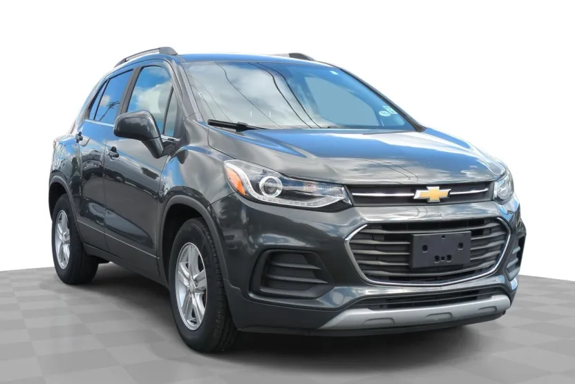 2020 Chevrolet Trax LT photo 1