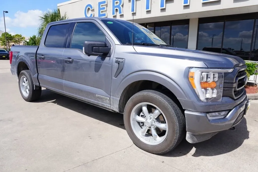2023 Ford F-150 XLT photo 1