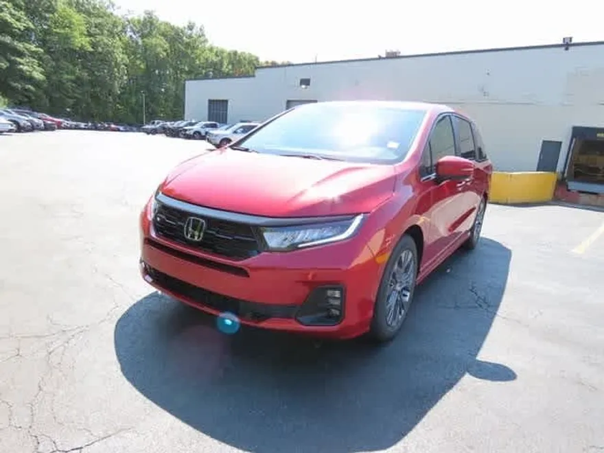 2025 Honda Odyssey Touring photo 1