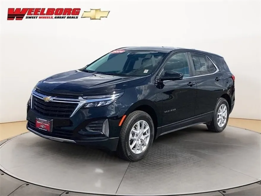 2024 Chevrolet Equinox LT photo 1
