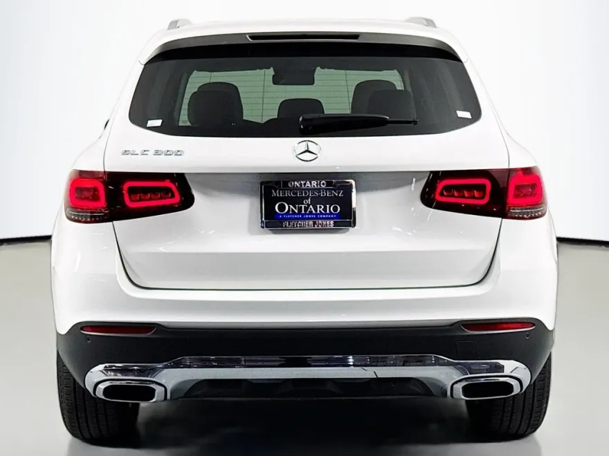 2022 Mercedes Benz GLC 300 photo 1