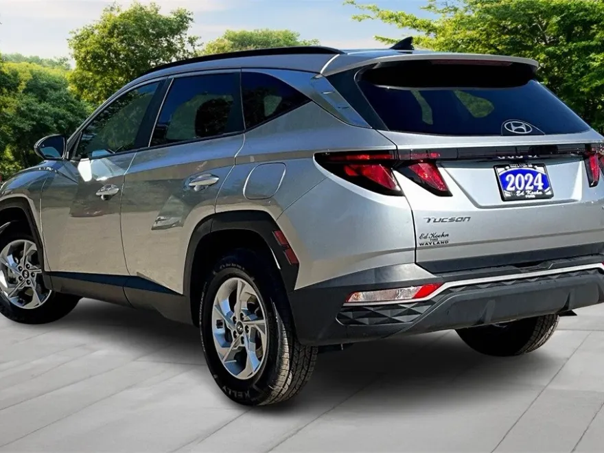 2024 Hyundai Tucson SEL photo 1