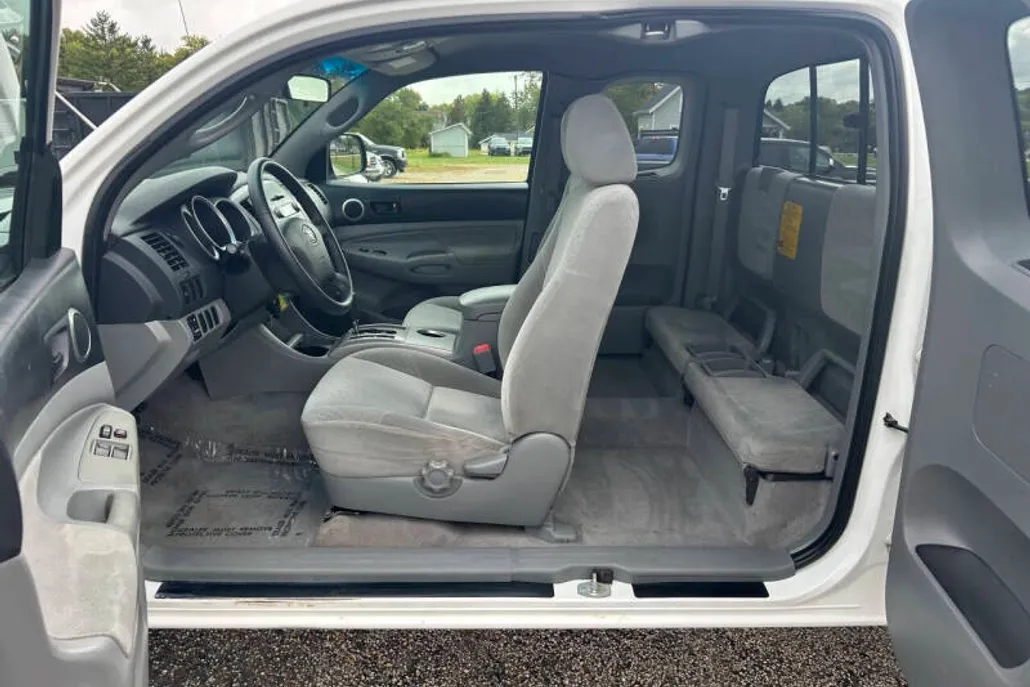 2008 Toyota Tacoma V6 4x4 Access Cab photo 1