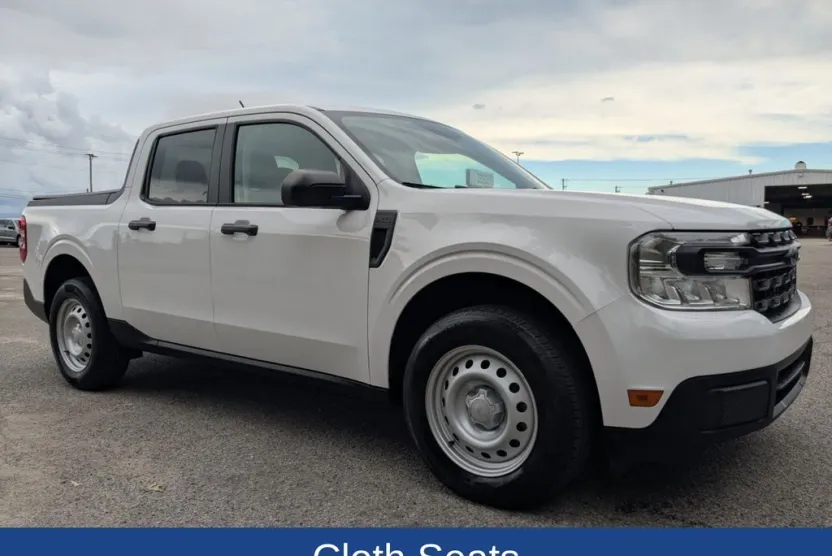 2022 Ford Maverick XL photo 1