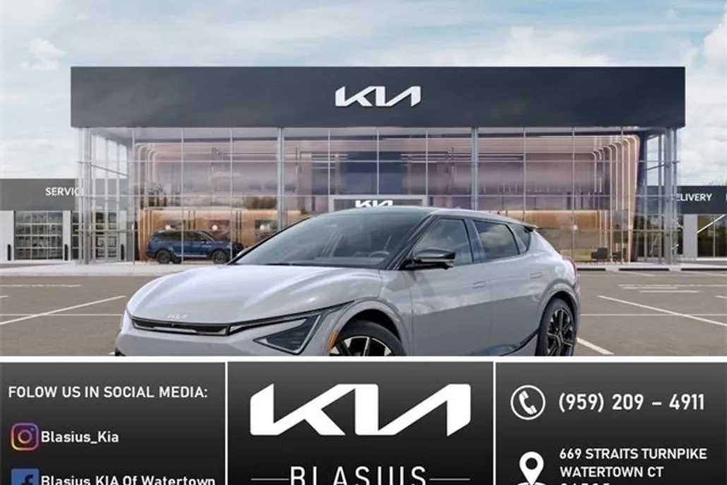 2025 Kia EV6 GT-Line photo 1