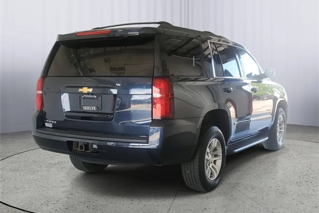 2018 Chevrolet Tahoe LS photo 1