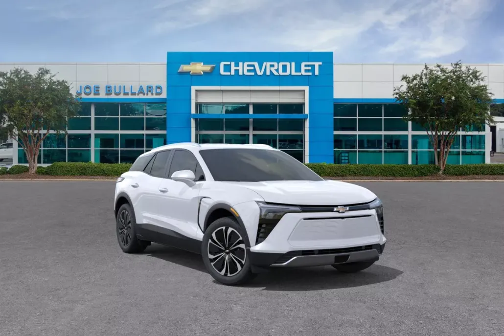 2025 Chevrolet Blazer EV photo 1